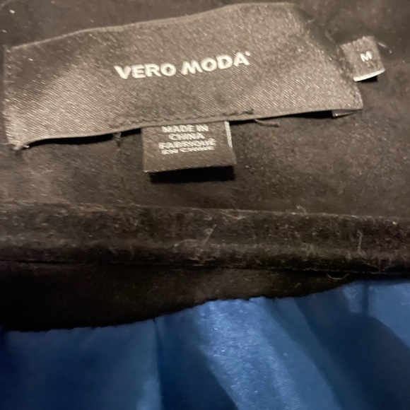 Cropped vintage blue jacket in med, Vero Moda - Picture 3 of 4